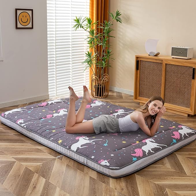 MAXYOYO Unicorn Pattern Futon Mattress, Full Size Japanese Floor Mattress Quilted Bed Mat Topper, Extra Thick Folding Sleeping Pad Breathable Guest Bed for Camping Couch