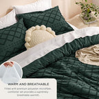 Bedsure King Comforter Set - Forest Green Comforter, Boho Tufted Shabby Chic Bedding for Kids, 3 Pieces Vintage Farmhouse Bed Set for All Seasons, Fluffy Soft Bedding with 2 Pillow Shams