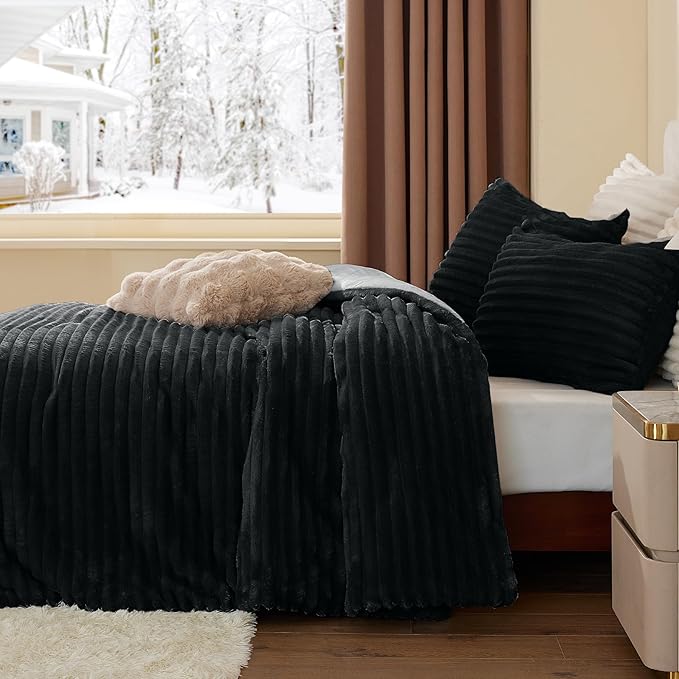 BEDELITE Fleece Queen Comforter Set -Super Soft & Warm Fluffy Black Bedding, Luxury Fuzzy Heavy Bed Set for Winter with 2 Pillow Cases