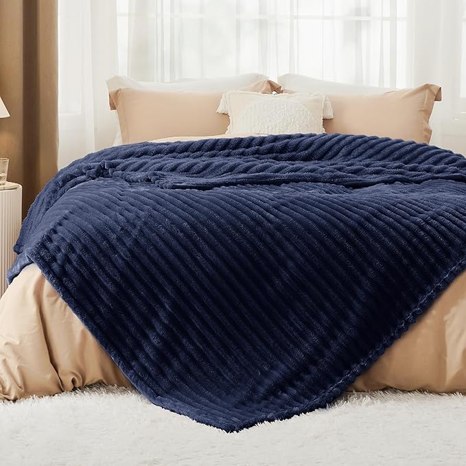 Bedsure GentleSoft Blue Full Blanket for Bed - Cozy Soft Blankets for Women, Cute Large Throws for Girls, 84x90 Inches