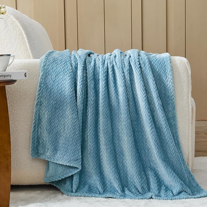 NEWCOSPLAY Super Soft Twin Blanket Light Blue Premium Silky Flannel Fleece Leaves Pattern Lightweight Bed Blanket All Season Use (Light Blue, Twin(60"x80"))