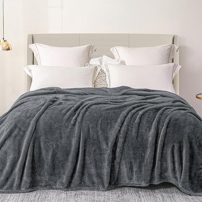 Exclusivo Mezcla Plush Fuzzy Fleece Bed Blanket Queen Size, Super Soft, Fluffy and Warm Blankets Suitable for All Seasons (Dark Grey, 90x90 Inches)