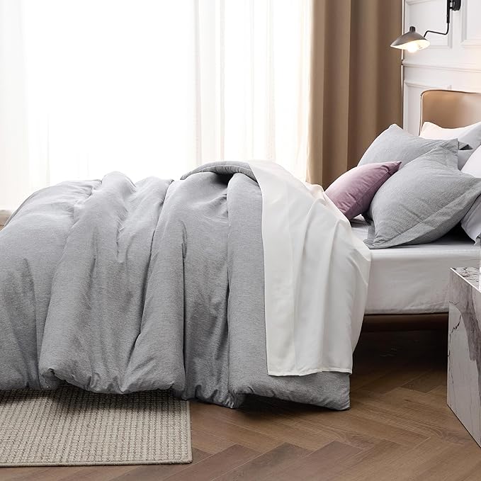 Bedsure King Size Comforter Set - Grey Soft Bedding for All Seasons, Cationic Dyed Bed Set, 3 Pieces, 1 King Size Comforter (104"x90") and 2 Pillow Shams (20"x36"+2")