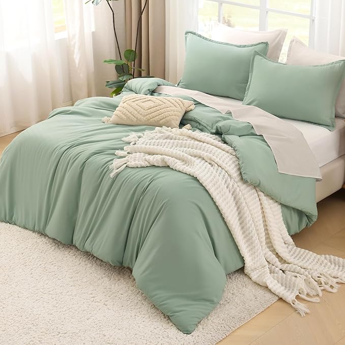 Litanika Comforter Full Size Set Sage Green, 3 Pieces Lightweight Bed Set, Solid Bedding Comforters Sets, Soft All Season Down Alternative Quilt Blanket