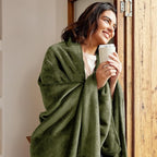 Exclusivo Mezcla Extra Large Fleece Throw Blanket for Couch, Sofa, 300GSM Super Soft and Warm Blankets, Olive Green Throw All Season Use, Cozy, Plush, Lightweight, 50x70 Inches