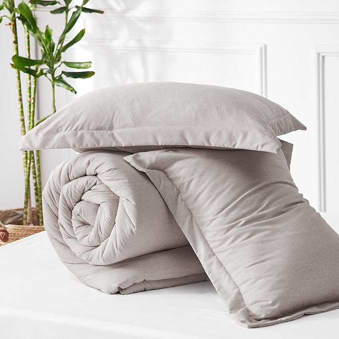 Bedsure Queen Comforter Set - Taupe Soft Bedding for All Seasons, Cationic Dyed Bed Set, 3 Pieces, 1 Queen Size Comforter (90"x90") and 2 Pillow Shams (20"x26"+2")