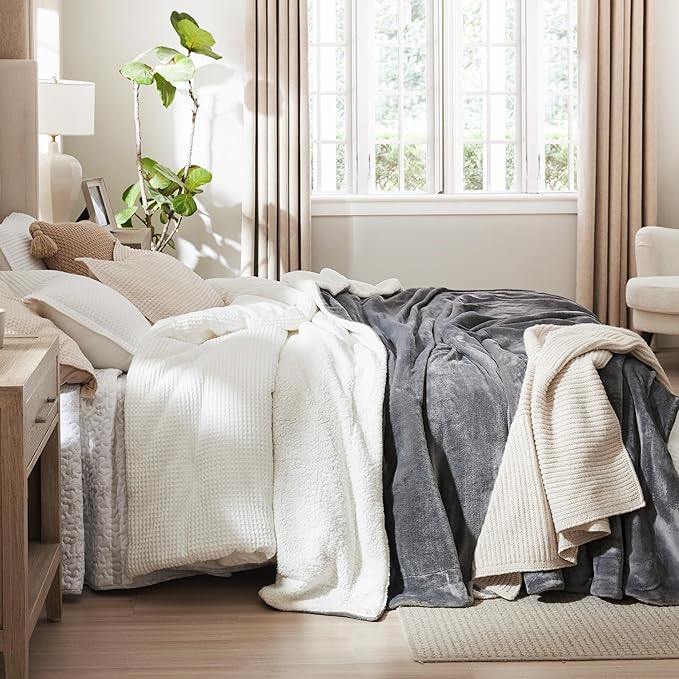 Bedsure GentleSoft Sherpa Fleece Blankets Queen Size for Bed - Thick and Warm Throw for Women and Men, Soft Fuzzy Plush Queen Blanket for Winter, Grey, 90x90 Inches