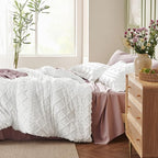 Bedsure Queen Comforter Set - Lavender Comforter, Boho Tufted Shabby Chic Bedding for Kids, 3 Pieces Vintage Farmhouse Bed Set for All Seasons, Fluffy Soft Bedding with 2 Pillow Shams