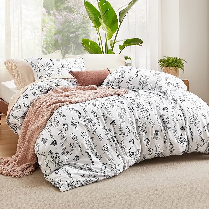 Bedsure Twin/Twin XL Comforter Set - Bright White Bed Set, 2 Pieces Cute Floral Bedding, 1 Soft Reversible Botanical Flowers Comforter and 1 Pillow Sham
