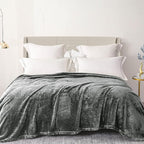 Exclusivo Mezcla Plush Fuzzy Fleece Bed Blanket Twin Size, Super Soft, Fluffy and Warm Blankets, Suitable for All Seasons (Dark Grey, 90x66 Inches)