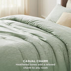Bedsure Queen Comforter Set - Celadon Green Soft Bedding for All Seasons, Cationic Dyed Bed Set, 3 Pieces, 1 Queen Size Comforter (90"x90") and 2 Pillow Shams (20"x26"+2")