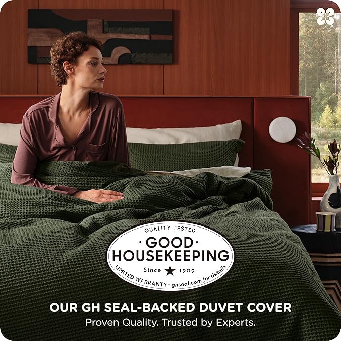 Bedsure Cotton Duvet Cover Set - 100% Cotton Waffle Weave Olive Green Duvet Cover Oversized Queen Size, GentleSoft™ and Breathable Bedding Set for All Season, 3 Pieces, 98"x98"