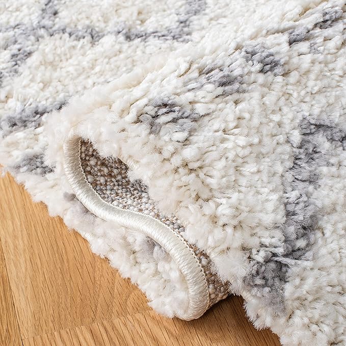 SAFAVIEH Arizona Shag Collection Area Rug - 6' x 8', Ivory & Grey, Non-Shedding & Easy Cleaning, Plush Thick Pile, Ideal for Living Room, Bedroom, Dining Space (ASG741F)