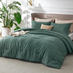 Bedsure Twin/Twin XL Comforter Set - Emerald Green Soft Bedding for All Seasons, Cationic Dyed Bed Set, 2 Pieces, 1 Twin Size Comforter (68"x88") and 1 Pillow Sham (20"x26"+2")