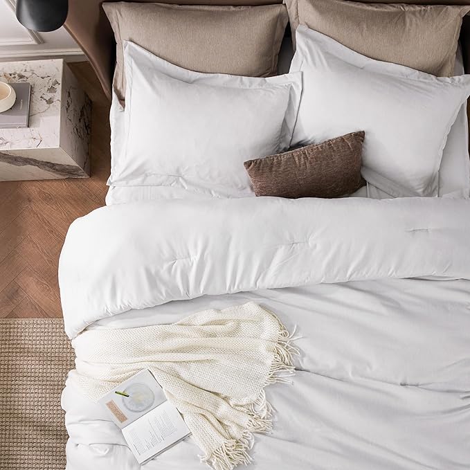Bedsure Full Comforter Set - Grayish White Soft Bedding for All Seasons, Cationic Dyed Bed Set, 3 Pieces, 1 Full Size Comforter (82"x86") and 2 Pillow Shams (20"x26"+2")