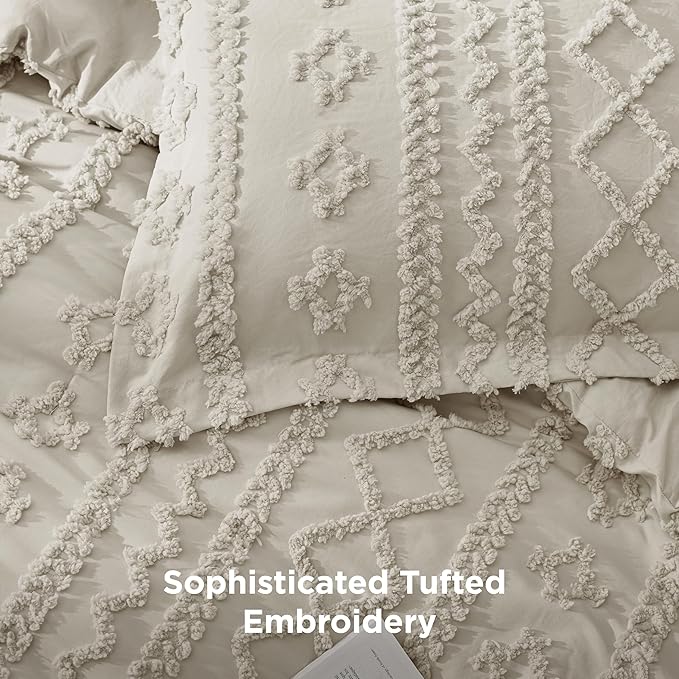 Bedsure Tufted Boho Comforter Set California King Size - Linen Boho Bed Set, GentleSoft™ 3 Pieces Farmhouse Shabby Chic Embroidery Bedding, Gifts for Woman, Soft Jacquard Comforter for All Seasons