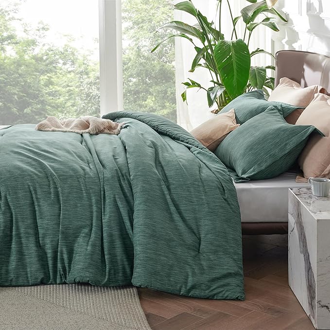 Bedsure California King Comforter Set - Emerald Green Soft Bedding for All Seasons, Cationic Dyed Bed Set, 3 Pieces, 1 California King Size Comforter (104"x96") and 2 Pillow Shams (20"x36"+2")