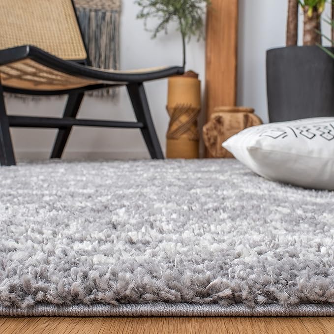 SAFAVIEH Arizona Shag Collection Area Rug - 8' Square, Grey & Ivory, Moroccan Design, Non-Shedding & Easy Care, 1.6-inch Thick Ideal for High Traffic Areas in Living Room, Bedroom (ASG741G)