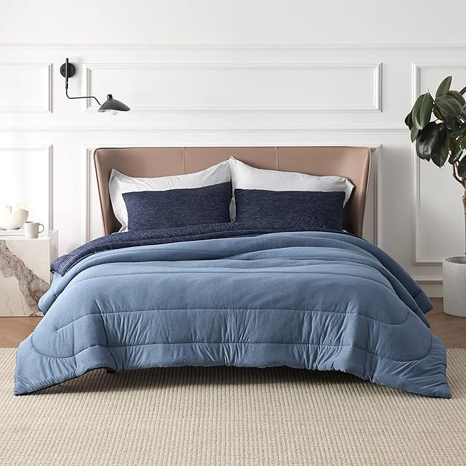Bedsure California King Comforter Set - Cooling and Warm Bed Set, Navy Blue Reversible Bedding for All Season, 3 Pieces, 1 California King Size Comforter (104"x96") and 2 Pillow Cases (20"x36")