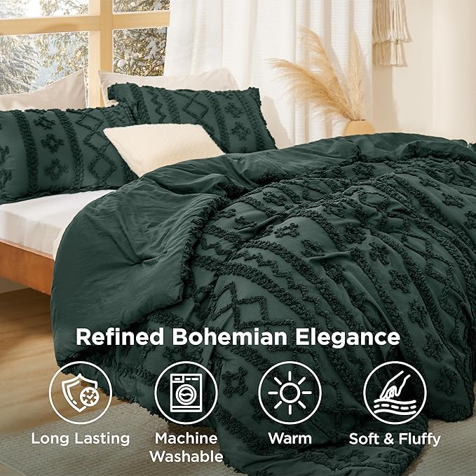 Bedsure Tufted Boho Comforter Set King Size - Emerald Green Boho Bed Set, GentleSoft™ 3 Pieces Farmhouse Shabby Chic Embroidery Bedding, Gifts for Woman, Soft Jacquard King Comforter for All Seasons