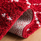 SAFAVIEH Arizona Shag Collection Area Rug - 6'7" Square, Red & Ivory, Moroccan Design, Non-Shedding & Easy Care, 1.6-inch Thick Ideal for High Traffic Areas in Living Room, Bedroom (ASG741Q)