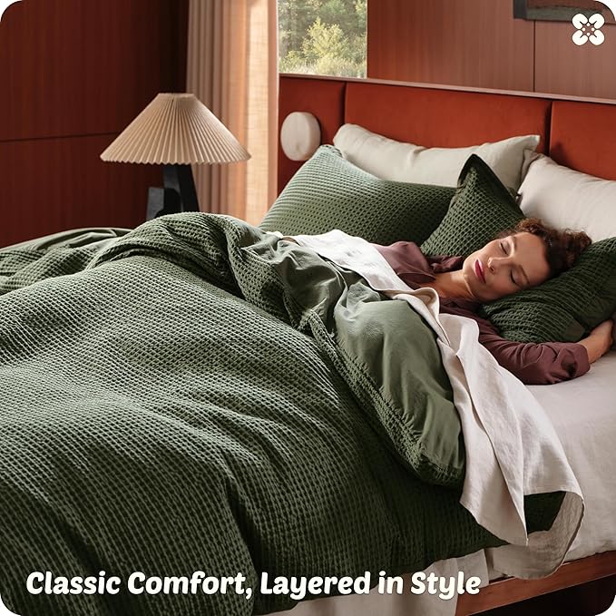 Bedsure Cotton Duvet Cover King - 100% Cotton Waffle Weave Olive Green Duvet Cover King Size, GentleSoft™ and Breathable Bedding Set for All Season, 3 Pieces, 104"x90"