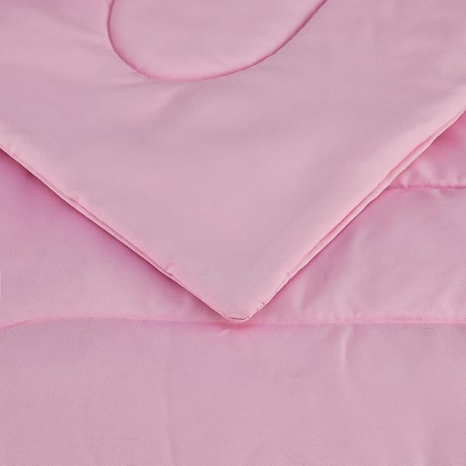 Amazon Basics 5 Piece Soft Microfiber Kid's Bed-in-a-Bag Bedding Set, Twin, Pink, Solid