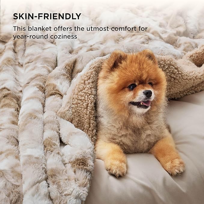 Bedsure GentleSoft Sherpa Fluffy Blanket King Size for Bed - Fleece Warm and Cozy for Women Gift, Plush & Fuzzy Faux Fur Christmas Blanket for Couch, Sofa Decor, Tie Dye Design, Beige, 108x90 Inches