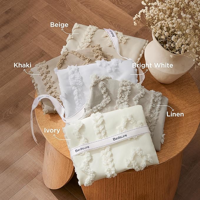 Bedsure Tufted Boho Comforter Set California King - Bright White Boho Bed Set, GentleSoft™ 3 Pieces Farmhouse Shabby Chic Embroidery Bedding, Gifts for Woman, Soft Jacquard Comforter for All Seasons