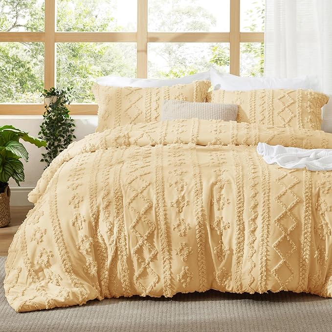 Bedsure Tufted Boho Comforter Set King Size - Yellow Boho Bed Set, GentleSoft™ 3 Pieces Farmhouse Shabby Chic Embroidery Bedding, Gifts for Woman, Soft Jacquard King Comforter for All Seasons