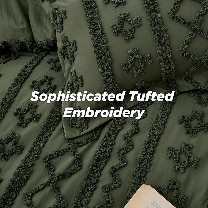 Bedsure Tufted Boho Comforter Set Oversized King - Olive Green Boho Bed Set, GentleSoft™ 3 Pieces Farmhouse Shabby Chic Embroidery Bedding, Gifts for Woman, Soft Jacquard Comforter for All Seasons