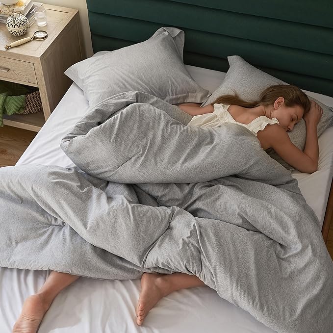 Bedsure California King Comforter Set - Grey Soft Bedding for All Seasons, Cationic Dyed Bed Set, 3 Pieces, 1 California King Size Comforter (104"x96") and 2 Pillow Shams (20"x36"+2")