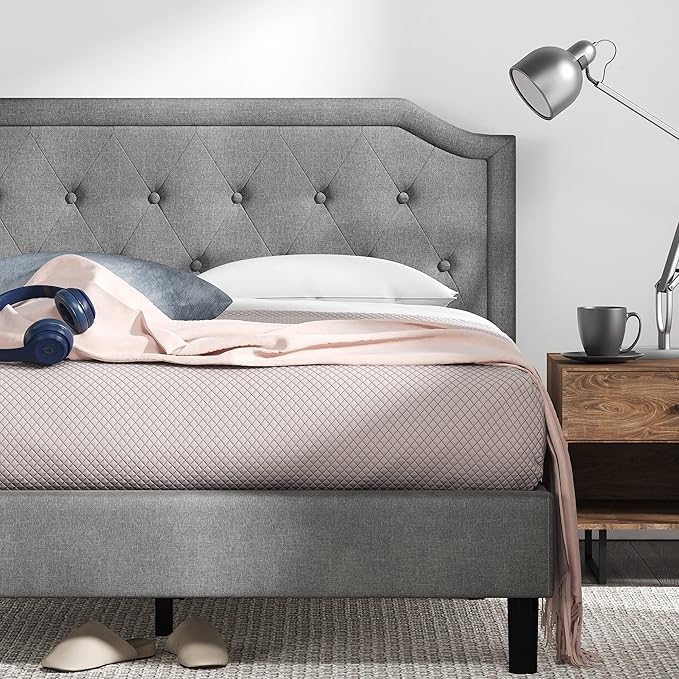 ZINUS Kellen Upholstered Scalloped Platform Bed Frame, Mattress Foundation, Wood Slat Support, No Box Spring Needed, Easy Assembly, King