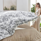 Bedsure GentleSoft Sherpa Fluffy Blanket Queen Size for Bed - Fleece Warm and Cozy for Women Gift, Plush & Fuzzy Faux Fur Christmas Blanket for Couch Decor, Tie Dye Design, Light Grey, 90x90 Inches