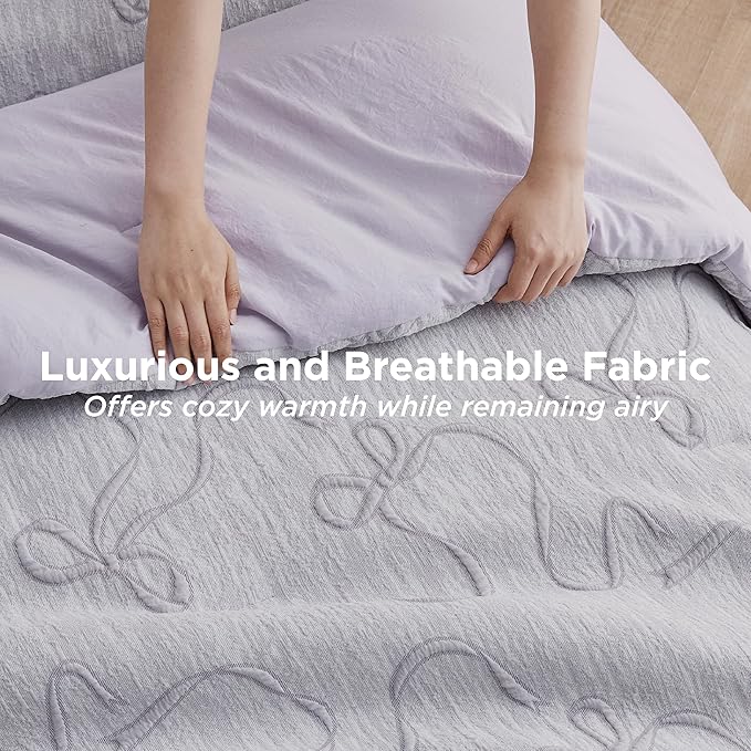 Bedsure Queen Size Comforter Set, Light Purple Boho Tufted Bed Set, 3D Puffy Jacquard Bedding Queen Size, 3 Pieces, 1 Farmhouse Shabby Chic Embroidery Comforter with Bow Pattern & 2 Pillow Cases