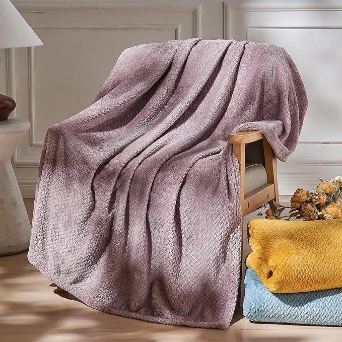 NEWCOSPLAY Super Soft Queen Blanket Light Purple Premium Silky Flannel Fleece Leaves Pattern Lightweight Bed Blanket All Season Use (Light Purple, Queen(90"x90"))