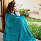 Exclusivo Mezcla Extra Large Fleece Throw Blanket for Couch, Sofa, 300GSM Super Soft and Warm Blankets, Teal Throw All Season Use, Cozy, Plush, Lightweight, 50x70 Inches