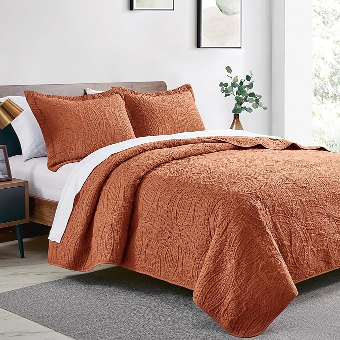 Love's cabin King Size Quilt Set Umber Bedspreads - Soft Bed Summer Lightweight Bedspread Comforter - Modern Style Coin Pattern Coverlet for All Season - 3 Pieces (1 Quilt, 2 Pillow Shams)