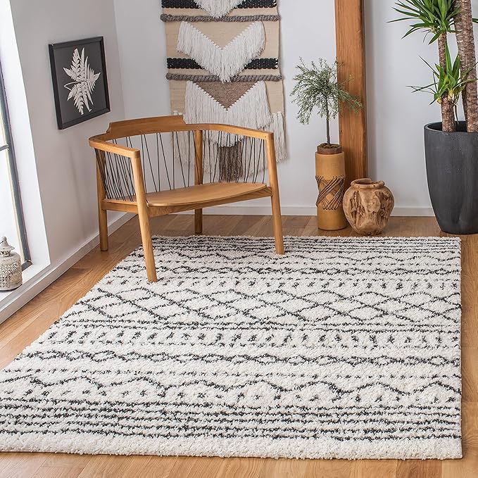 SAFAVIEH Arizona Shag Collection Area Rug - 5'1" x 7'6", Ivory & Black, Moroccan Design, Non-Shedding & Easy Care, 1.6-inch Thick Ideal for High Traffic Areas in Living Room, Bedroom (ASG741Z)