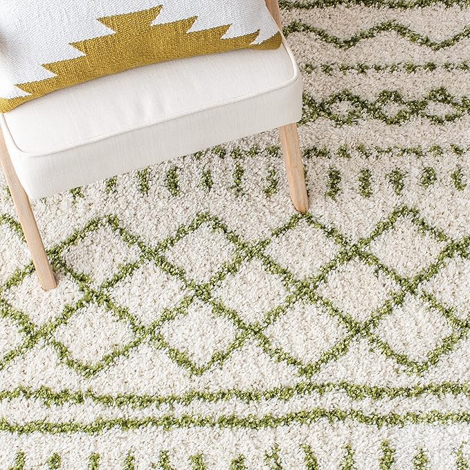 SAFAVIEH Arizona Shag Collection Area Rug - 6'7" Square, Ivory & Green, Moroccan Design, Non-Shedding & Easy Care, 1.6-inch Thick Ideal for High Traffic Areas in Living Room, Bedroom (ASG741Y)